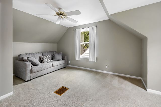 5416 W 88th Street, Oak Lawn, IL 60453
