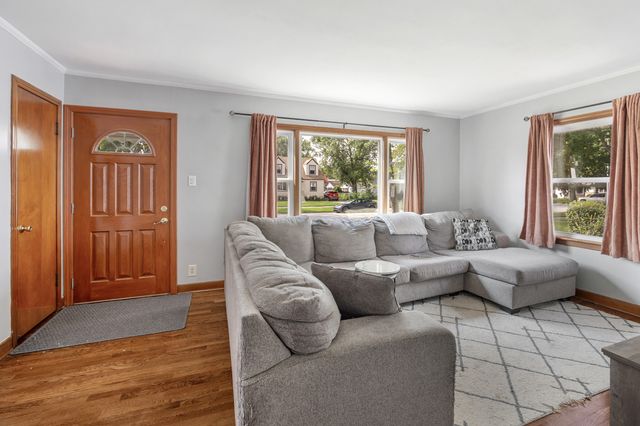 5416 W 88th Street, Oak Lawn, IL 60453