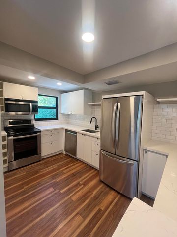 1728 NE 2nd Avenue 2, Fort Lauderdale, FL 33305