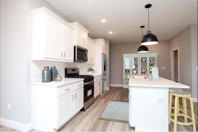 2614 Piney, Bloomington, IL 61705