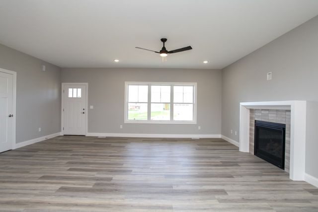 2614 Piney, Bloomington, IL 61705