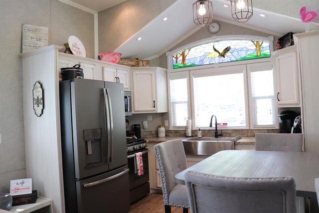 247 Leisure Way, Edgerton, WI 53534