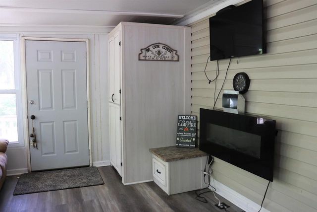 247 Leisure Way, Edgerton, WI 53534