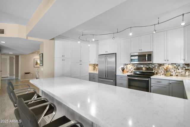 6502 N CENTRAL Avenue A101, Phoenix, AZ 85012