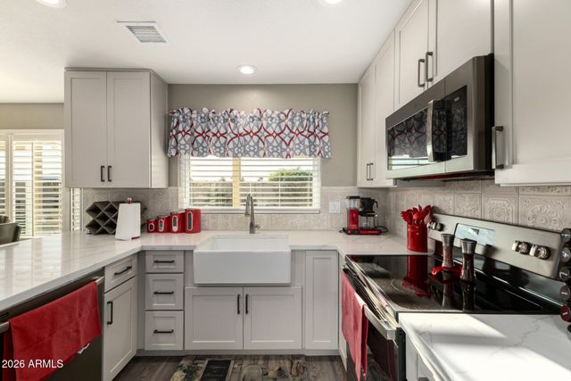 16614 S 41ST Street, Phoenix, AZ 85048