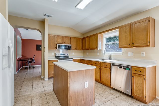 14318 Markham Ln, San Antonio, TX 78247