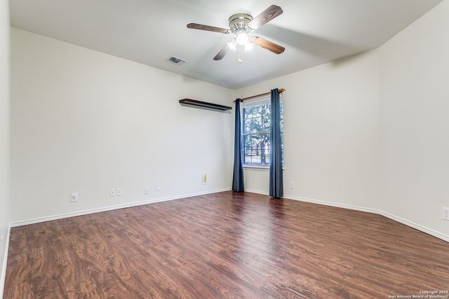 14318 Markham Ln, San Antonio, TX 78247