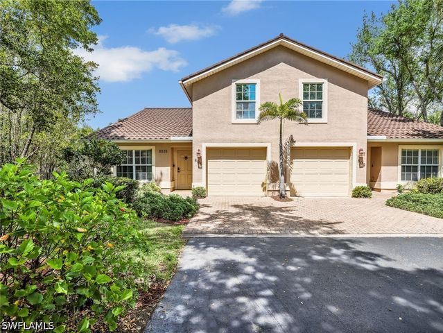 3515 Avion Woods CT 801, Naples, FL 34104