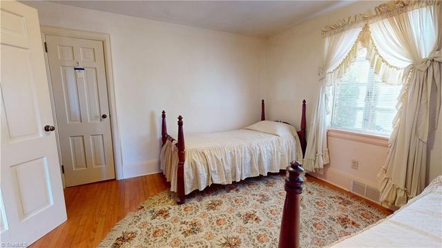 602 Main S Street, Dobson, NC 27017