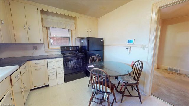 602 Main S Street, Dobson, NC 27017