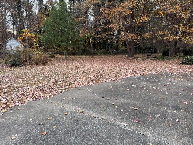 602 Main S Street, Dobson, NC 27017