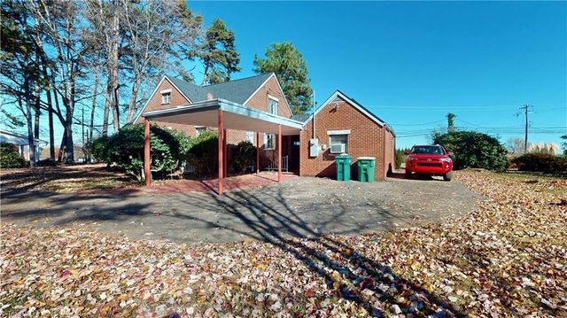 602 Main S Street, Dobson, NC 27017