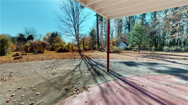 602 Main S Street, Dobson, NC 27017