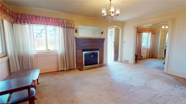 602 Main S Street, Dobson, NC 27017