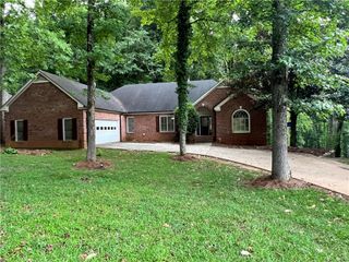 5035 Hamptons Club Drive, Alpharetta, GA 30004