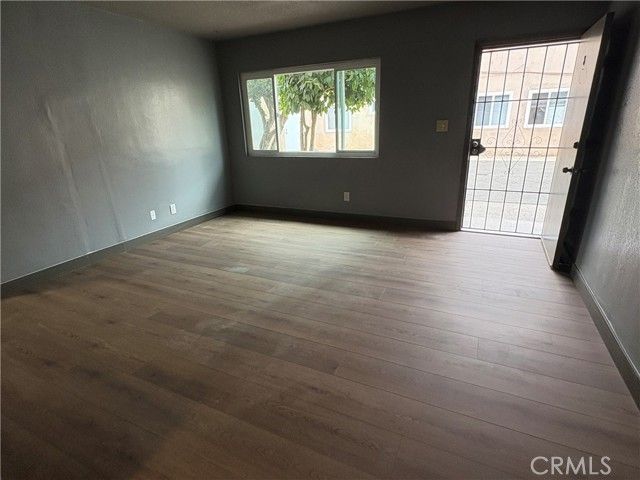 1905 W Myrtle Street 3, Santa Ana, CA 92703