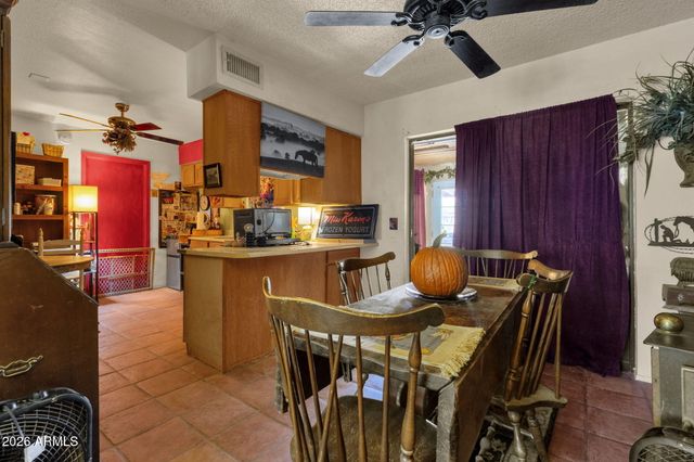 2141 N PLAZA Drive, Apache Junction, AZ 85120