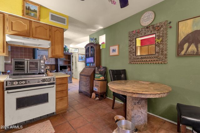 2141 N PLAZA Drive, Apache Junction, AZ 85120