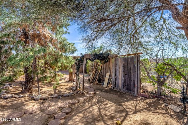 2141 N PLAZA Drive, Apache Junction, AZ 85120