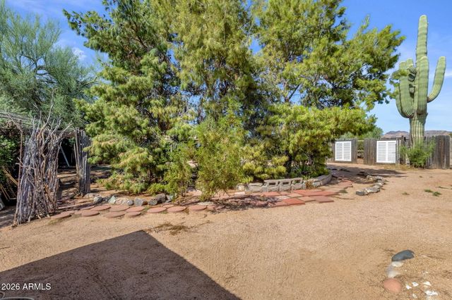 2141 N PLAZA Drive, Apache Junction, AZ 85120