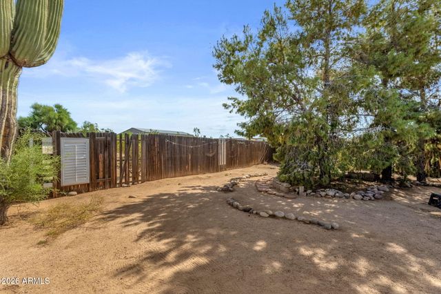 2141 N PLAZA Drive, Apache Junction, AZ 85120