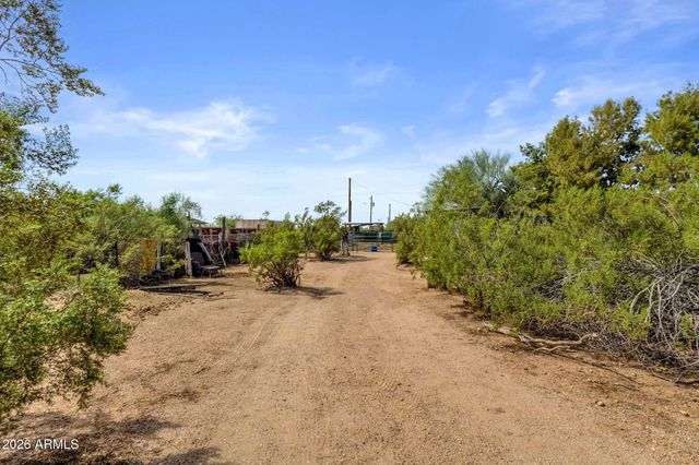 2141 N PLAZA Drive, Apache Junction, AZ 85120