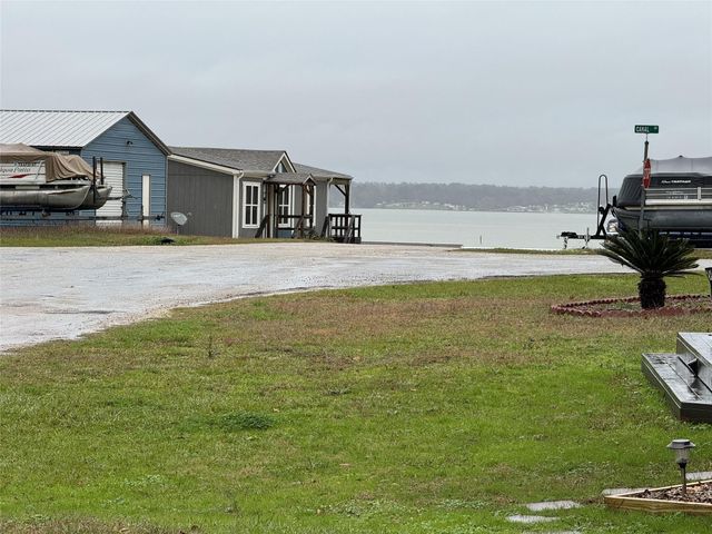 200 Lagoon Drive, Point Blank, TX 77364