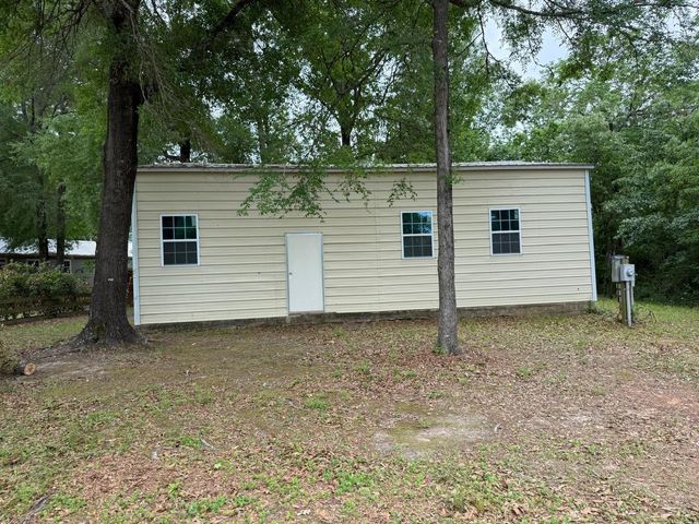 200 Lagoon Drive, Point Blank, TX 77364