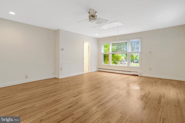 411 N BRYAN ST, Arlington, VA 22201