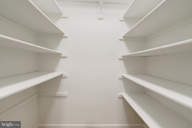 411 N BRYAN ST, Arlington, VA 22201