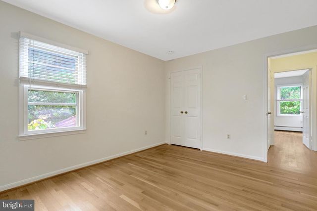 411 N BRYAN ST, Arlington, VA 22201