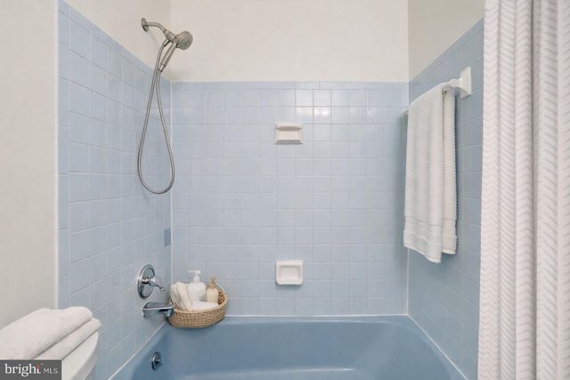 411 N BRYAN ST, Arlington, VA 22201