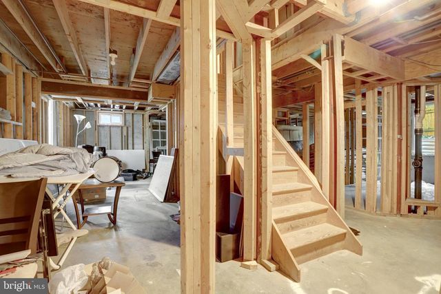 411 N BRYAN ST, Arlington, VA 22201