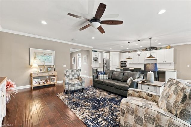 7230 Live Oak DR, Naples, FL 34114
