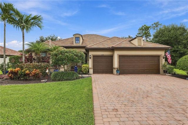 7230 Live Oak DR, Naples, FL 34114