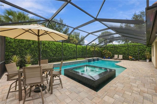 7230 Live Oak DR, Naples, FL 34114