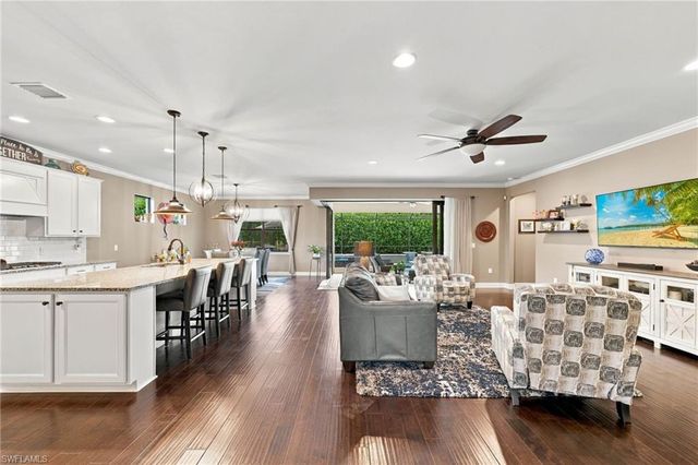 7230 Live Oak DR, Naples, FL 34114
