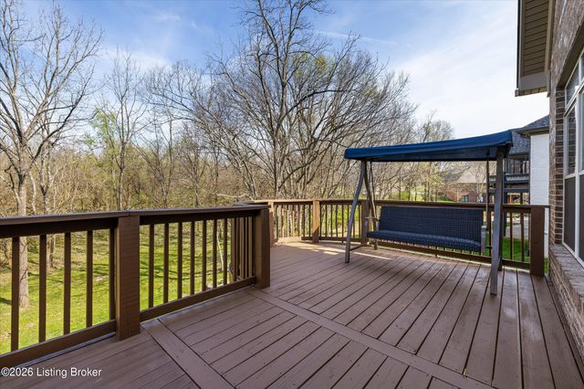 1408 Aaron Creek Dr, Fisherville, KY 40023