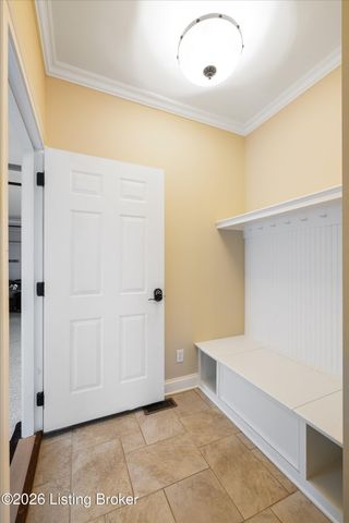 1408 Aaron Creek Dr, Fisherville, KY 40023