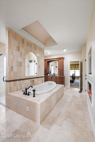 1408 Aaron Creek Dr, Fisherville, KY 40023