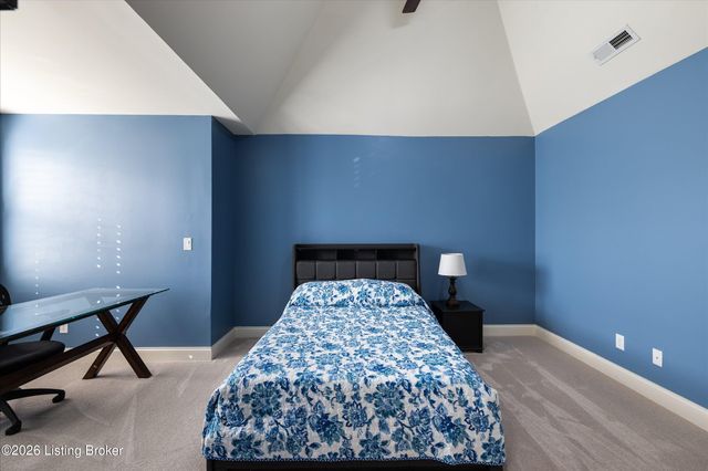 1408 Aaron Creek Dr, Fisherville, KY 40023