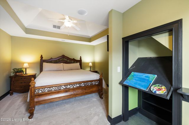 1408 Aaron Creek Dr, Fisherville, KY 40023