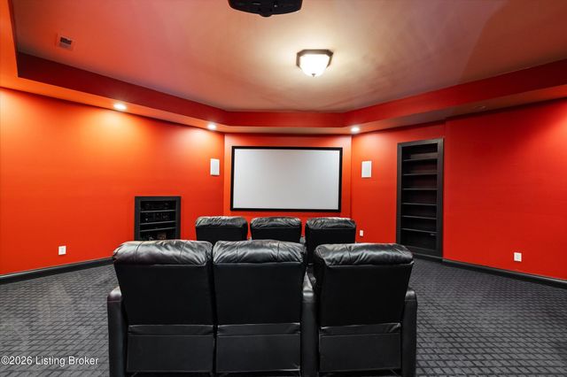 1408 Aaron Creek Dr, Fisherville, KY 40023