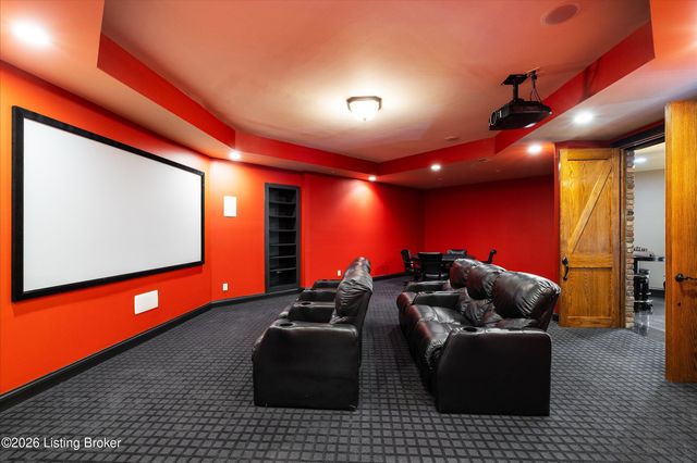 1408 Aaron Creek Dr, Fisherville, KY 40023