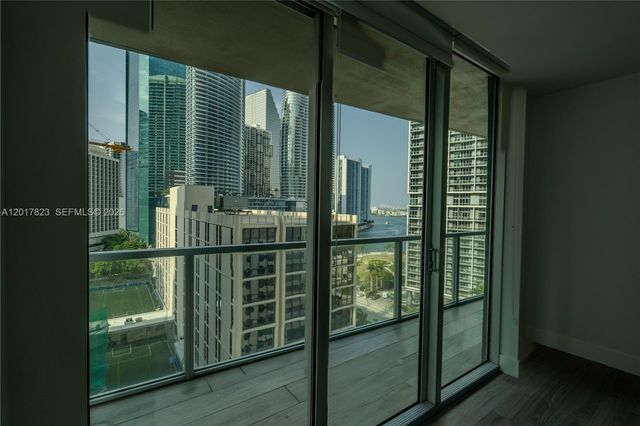 500 Brickell Ave 1407, Miami, FL 33131