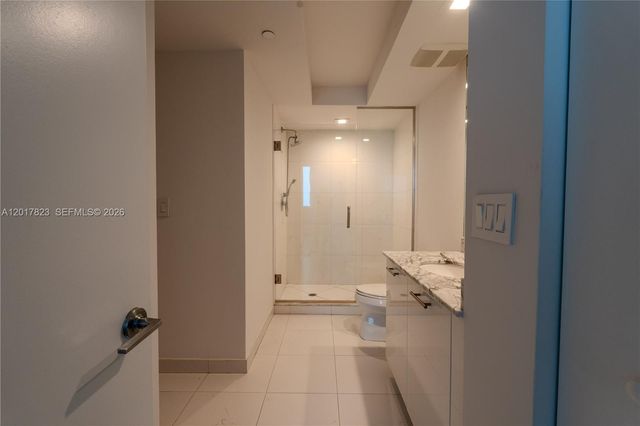 500 Brickell Ave 1407, Miami, FL 33131