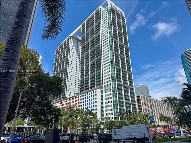 500 Brickell Ave 1407, Miami, FL 33131