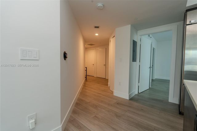 500 Brickell Ave 1407, Miami, FL 33131