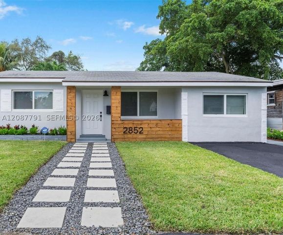 2852 Washington St ., Hollywood, FL 33020