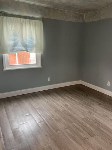 21442 Arrowhead Street, Saint Clair Shores, MI 48082